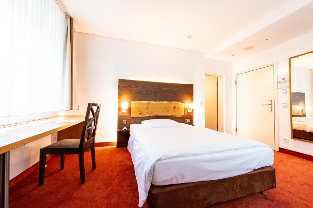 Parkhotel วอล์ฟสบวร์ก ภายนอก รูปภาพ