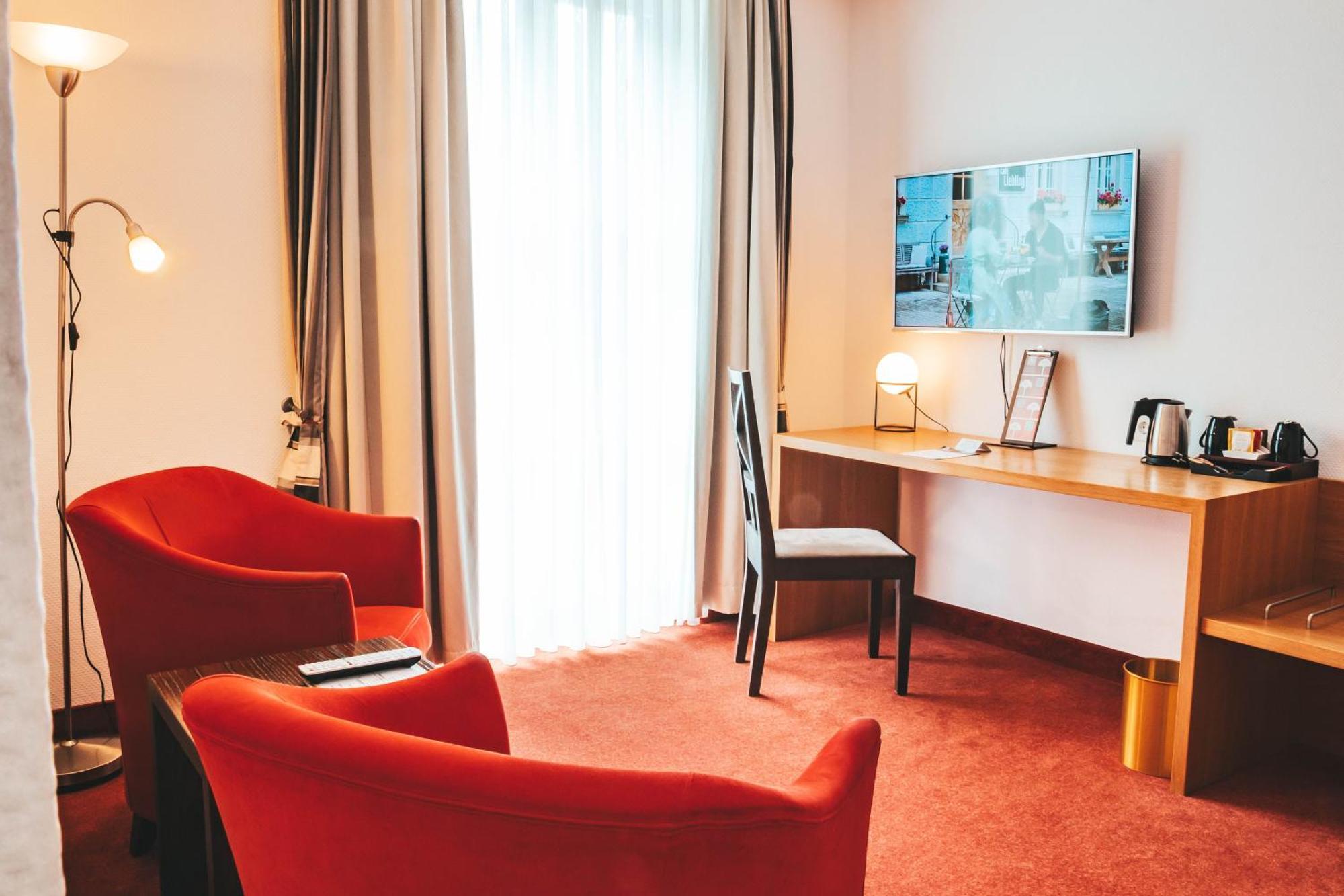 Parkhotel วอล์ฟสบวร์ก ภายนอก รูปภาพ